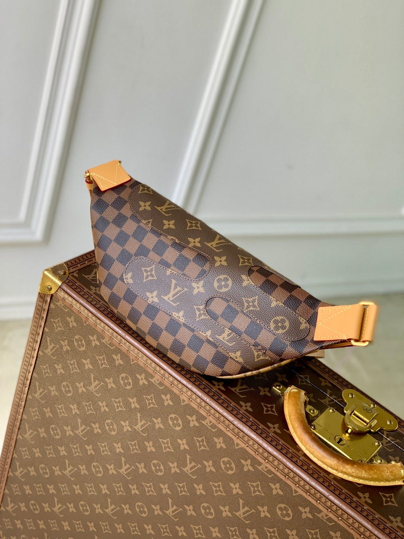 LV M15271 Louis Vuitton Rush Bumbag Brown