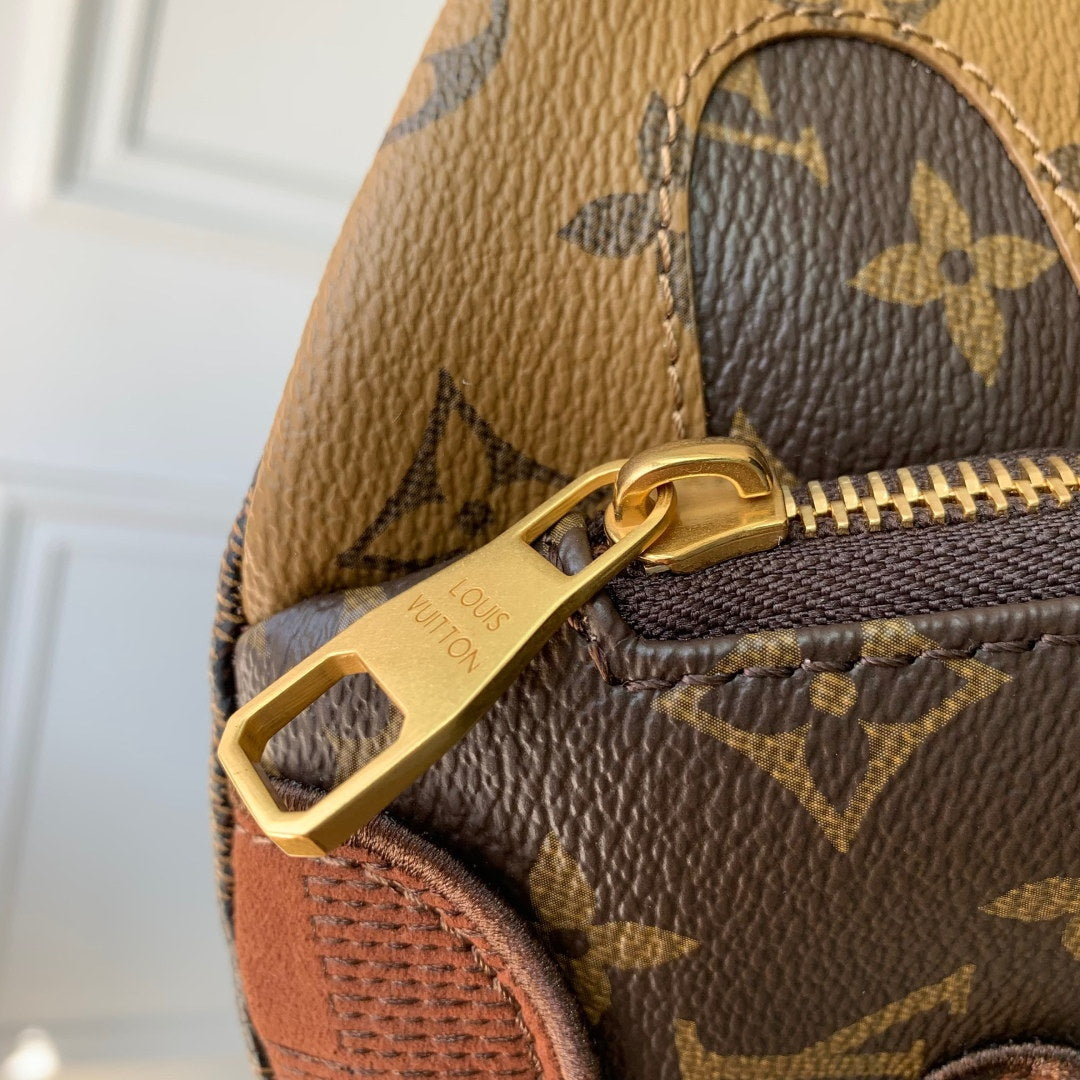 LV M15271 Louis Vuitton Rush Bumbag Brown