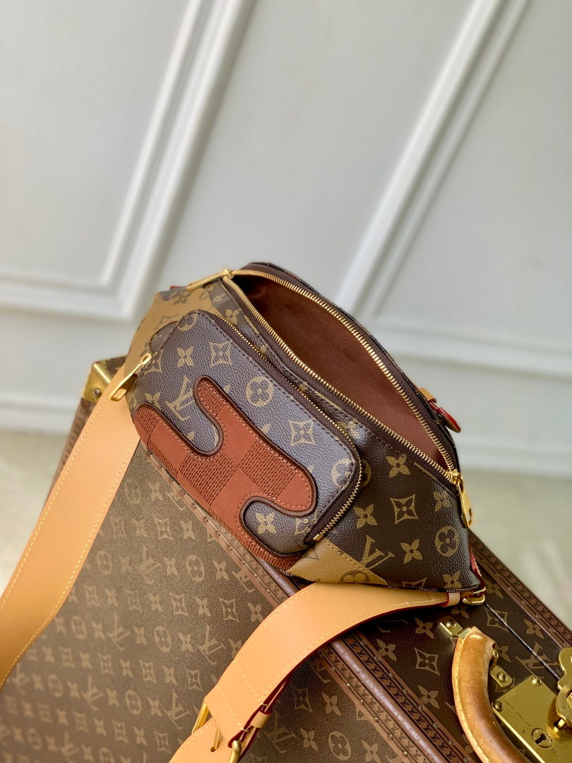 LV M15271 Louis Vuitton Rush Bumbag Brown