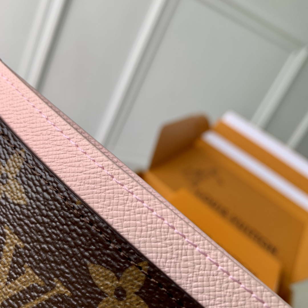 LV M15345 Louis Vuitton Card Holder