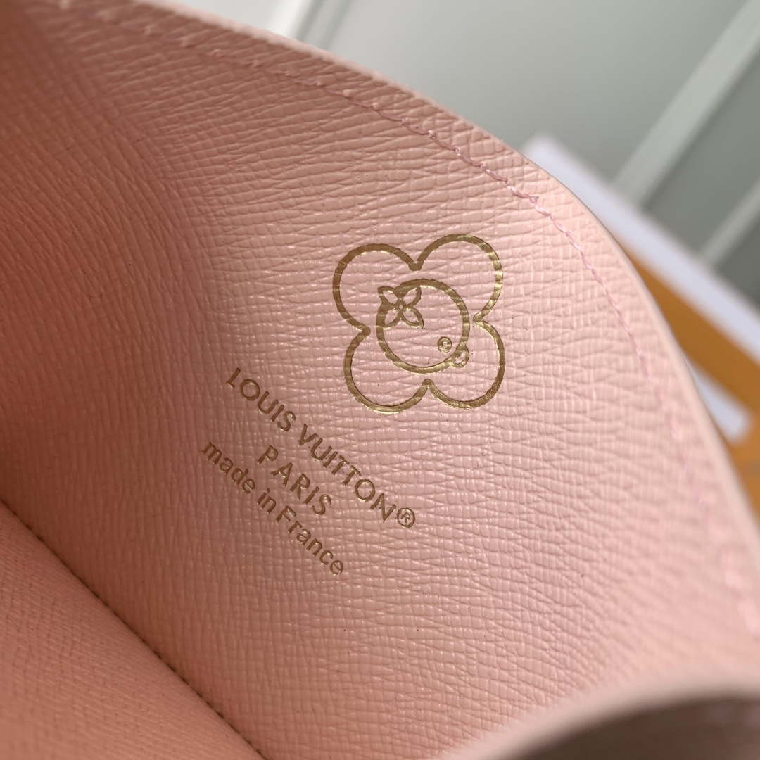LV M15345 Louis Vuitton Card Holder