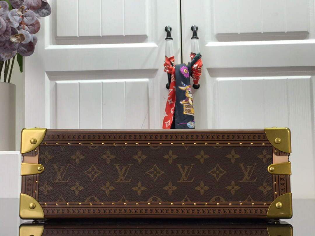 LV M20039 Louis Vuitton 8 Watch Case Monogram - luxibagsmall