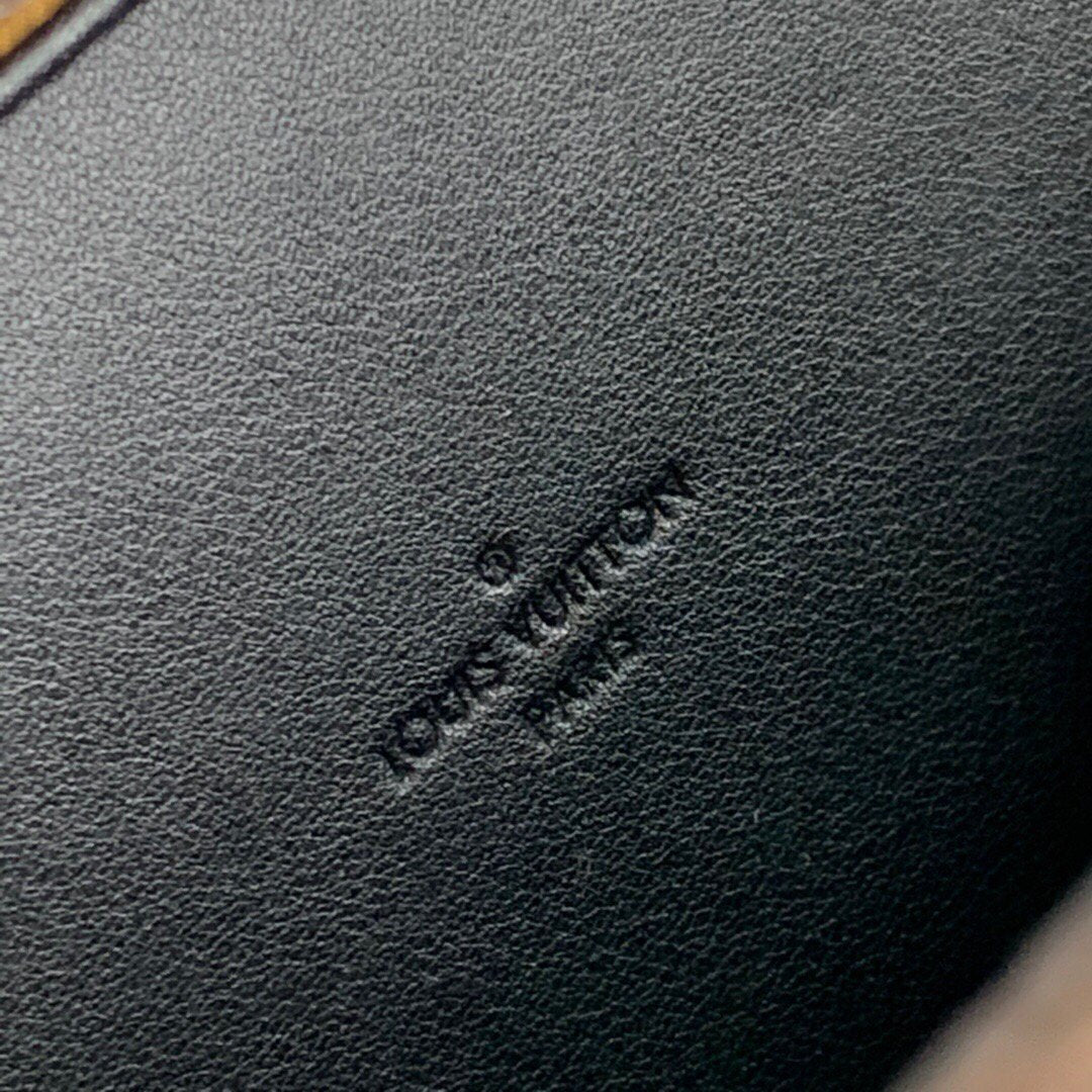 LV M20233 Louis Vuitton Clutch Box Bag M20230 Black - luxibagsmall