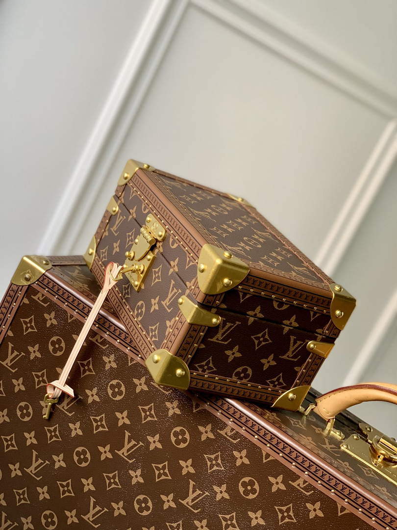 LV M20292 Louis Vuitton Coffret Tresor 24 Case Pink - Default Title - View 3