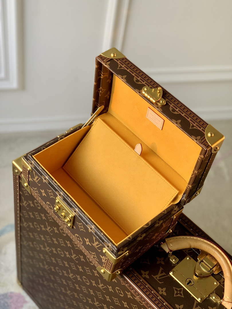 LV M20292 Louis Vuitton Coffret Tresor 24 Case Yellow - Default Title - View 1