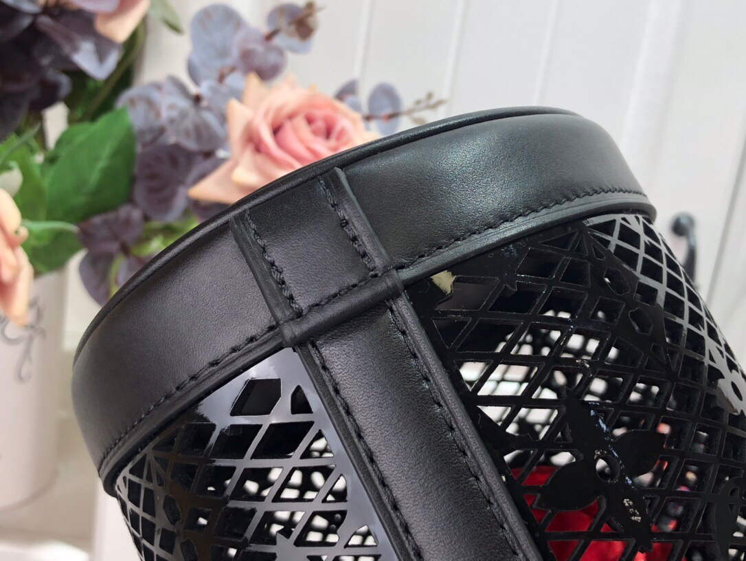 LV M20352 Louis Vuitton Bucket PM Bag Black - Default Title - View 7