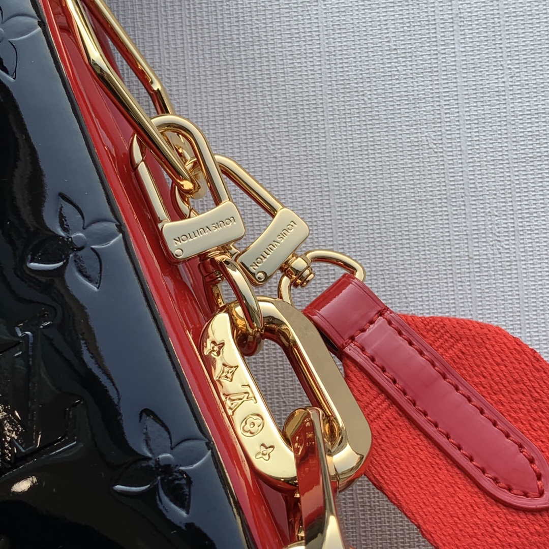 LV M20369 Louis Vuitton Coussin MM Bag Patent calfskin M57783 Black - Default Title - View 4