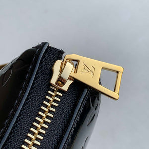 LV M20369 Louis Vuitton Coussin MM Bag Patent calfskin M57783 Black - Default Title - View 5