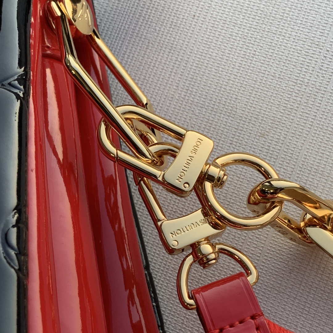 LV M20369 Louis Vuitton Coussin PM Bag Patent calfskin Black - Default Title - View 6