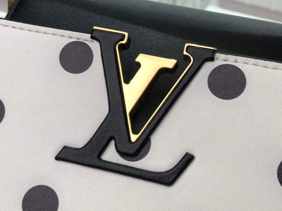 LV M20373 Louis Vuitton Capucines MM Handbag - Default Title - View 5