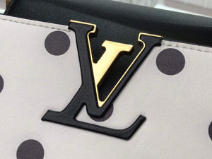LV M20373 Louis Vuitton Capucines MM Handbag - Default Title - View 5