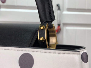 LV M20373 Louis Vuitton Capucines MM Handbag - Default Title - View 6