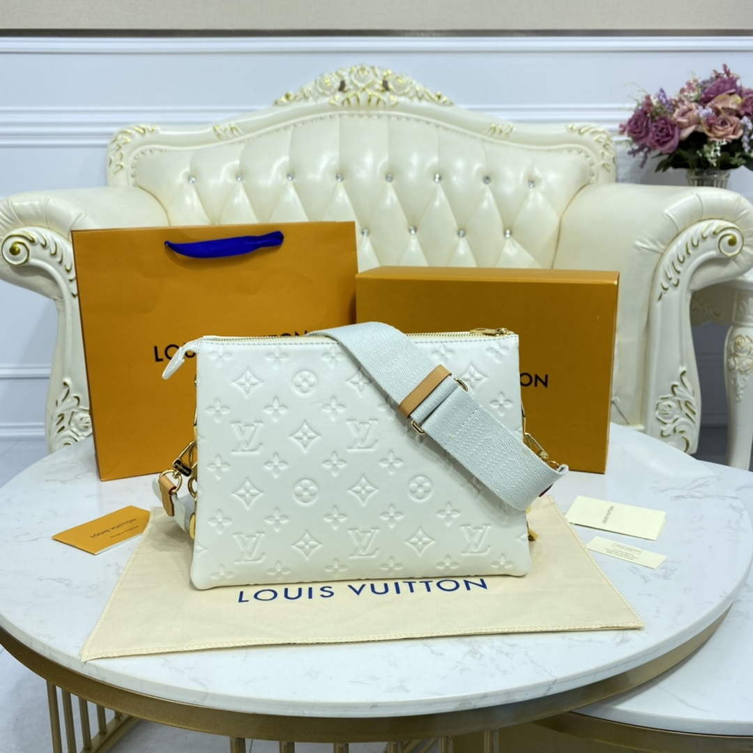 LV M20378 Louis Vuitton Coussin PM Bag White - Default Title - View 3