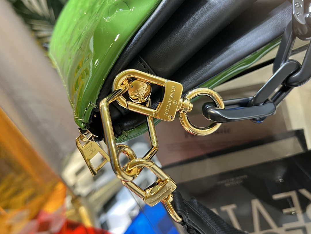 LV M20565 Louis Vuitton Coussin PM Bag Patent calfskin Green - Default Title - View 6