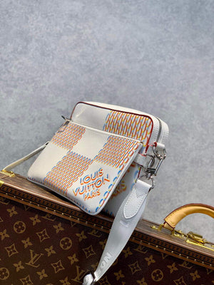 LV M20665 Louis Vuitton Trio Messenger Other Leathers - Default Title - View 3