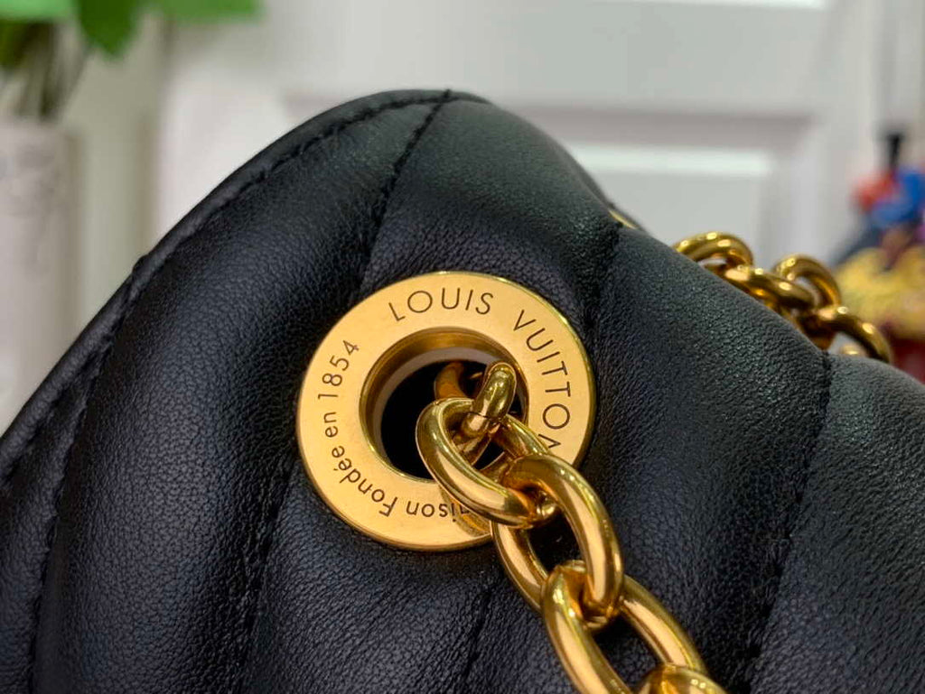 LV M20687 Louis Vuitton New Wave Multi-Pochette Leather M20838 Black