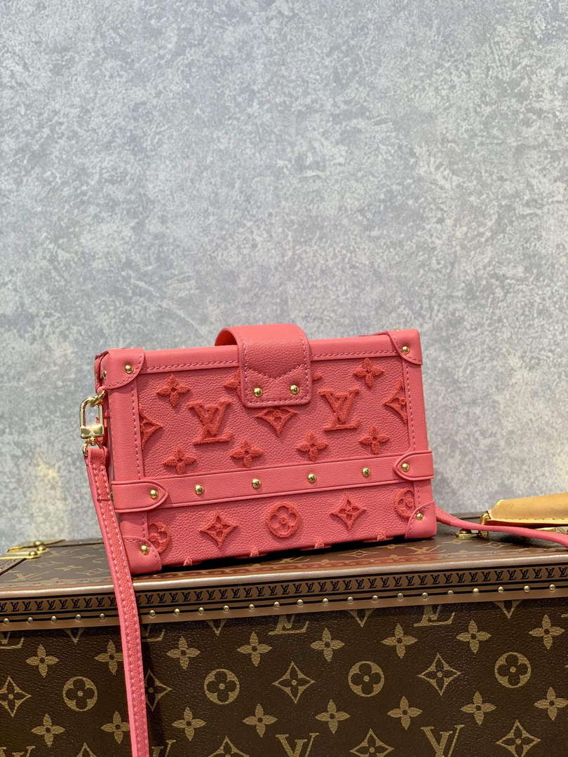 LV M20745 Louis Vuitton Petite Malle Handbag Fluo Pink - Default Title - View 4