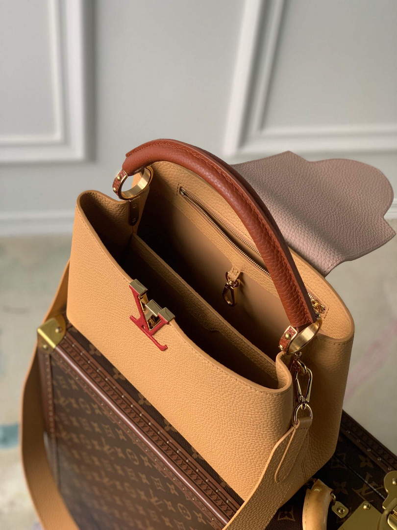 LV M20784 Louis Vuitton Capucines MM Handbag Wood Brown