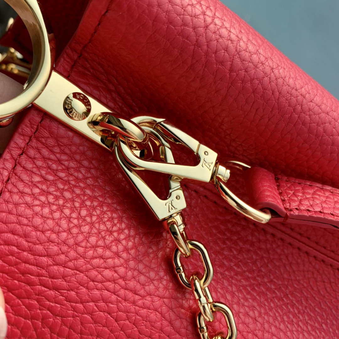 LV M20845 Louis Vuitton Capucines MM Handbag Red - Default Title - View 5