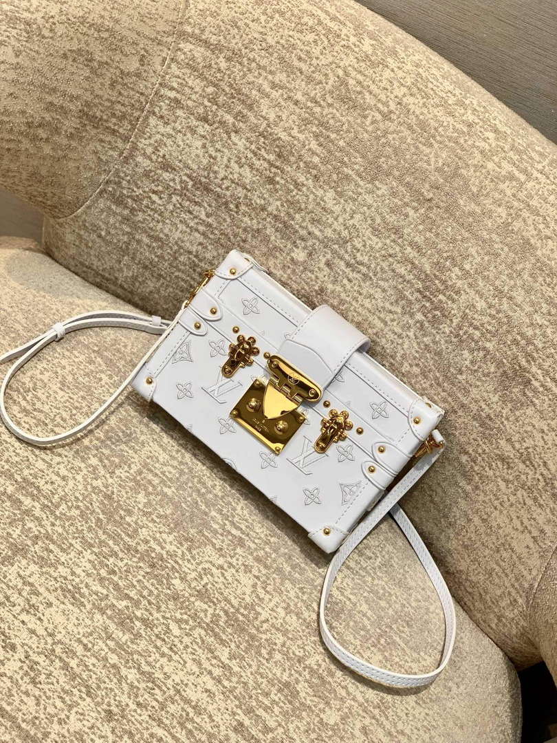 LV M20847 Louis Vuitton Petite Malle Handbag White - Default Title - View 3