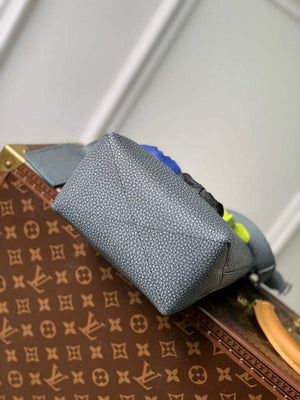 LV M20875 Louis Vuitton Hobo Cruiser PM Bag Gray - Default Title - View 5