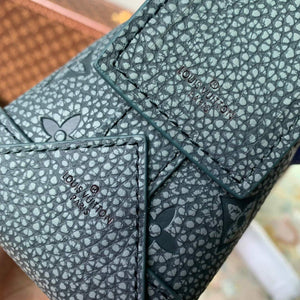 LV M20875 Louis Vuitton Hobo Cruiser PM Bag Gray - Default Title - View 6