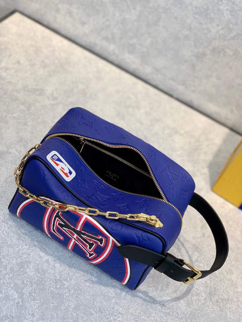 LV M21106 Louis Vuitton cloakroom dopp kit bag blue - Default Title - View 8