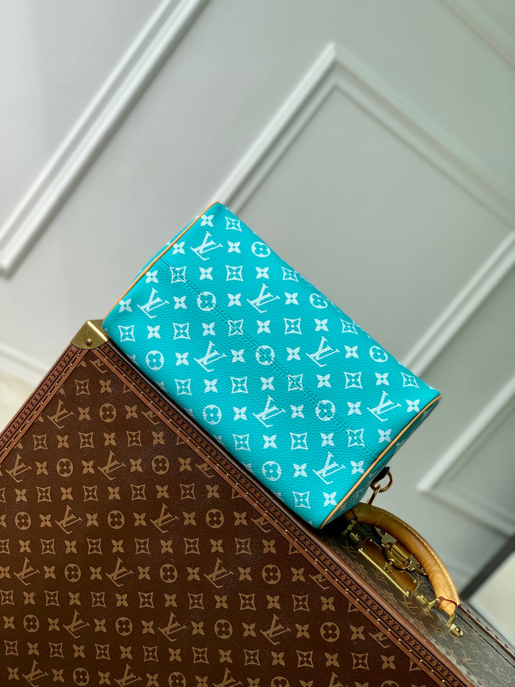 LV M21108 Louis Vuitton Speedy P9 Bandouliere 30 Bag Monogram Leather Fluorescent Lake Blue