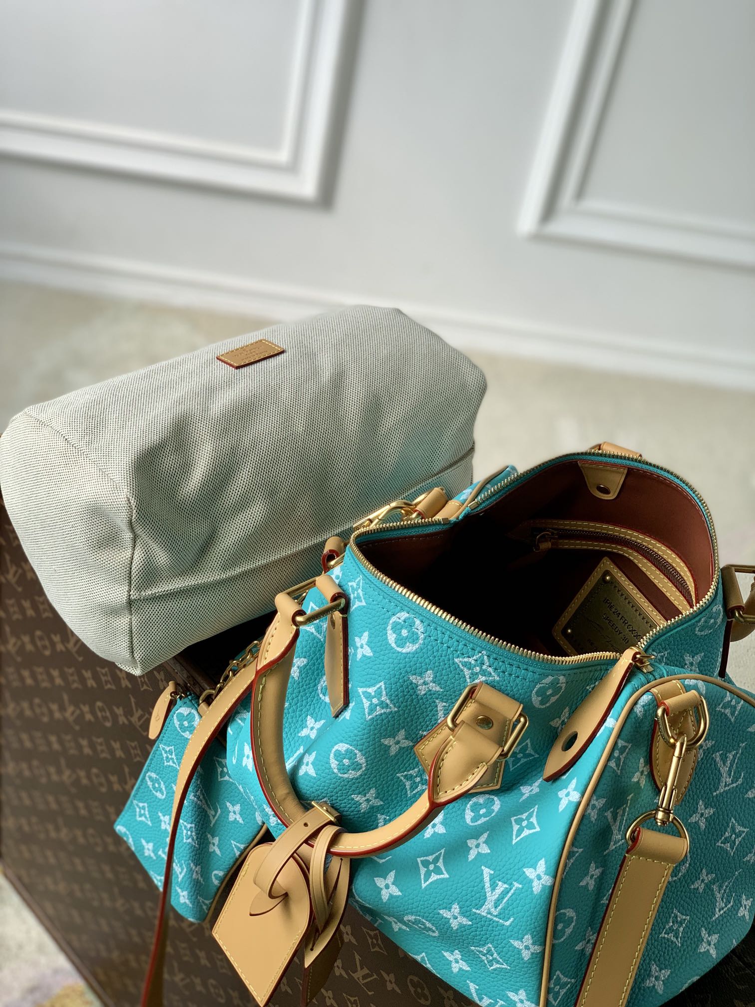 LV M21108 Louis Vuitton Speedy P9 Bandouliere 30 Bag Monogram Leather Fluorescent Lake Blue