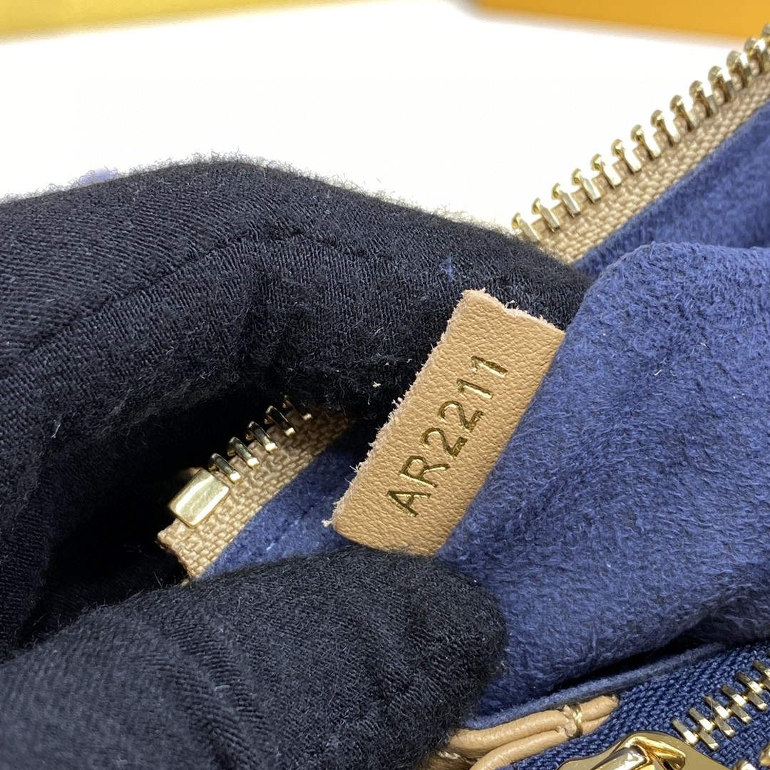 LV M21261 Louis Vuitton Coussin PM Bag Apricot - Default Title - View 9