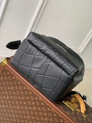 LV M21391 Louis Vuitton Discovery Backpack Black - Default Title - View 4