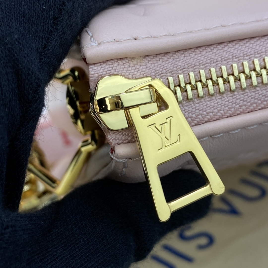 LV M21439 Louis Vuitton Coussin PM Bag Pink - Default Title - View 10