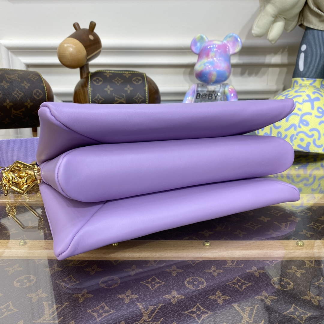 LV M21439 Louis Vuitton Coussin PM Handbag Light Purple - Default Title - View 4