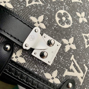LV M21460 Louis Vuitton Side Trunk Bag - Default Title - View 6