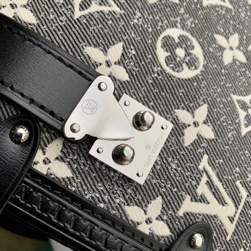 LV M21460 Louis Vuitton Side Trunk Bag - Default Title - View 6