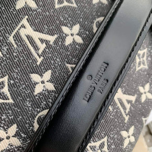 LV M21460 Louis Vuitton Side Trunk Bag - Default Title - View 8