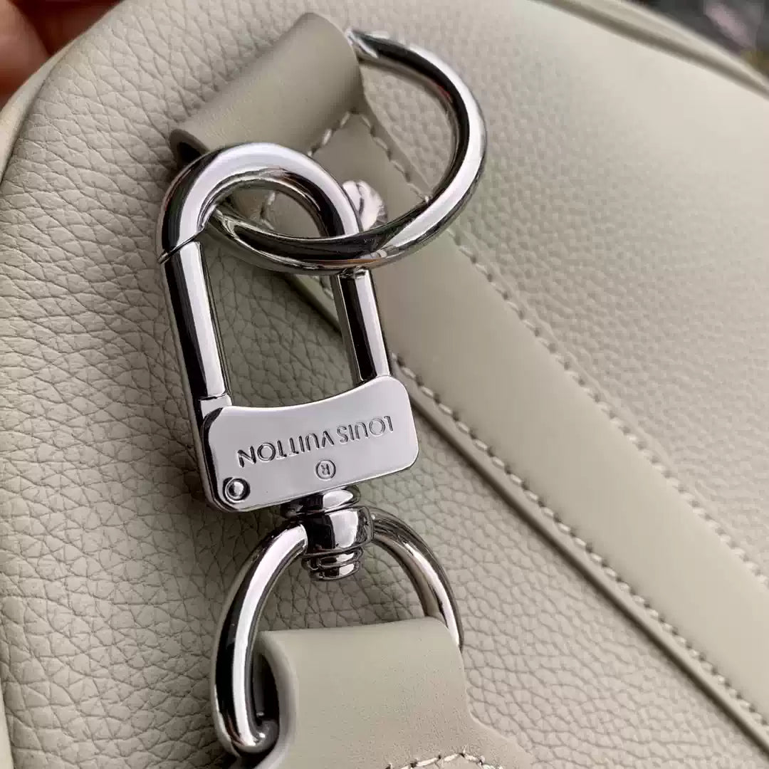 LV M21536 Louis Vuitton Keepall Bandouliere 50 Keepall Bandouli¨¨re LV Aerogram Khaki