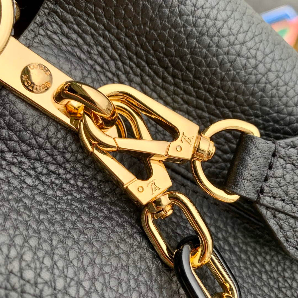 LV M21641 Louis Vuitton Capucines BB Handbag Black
