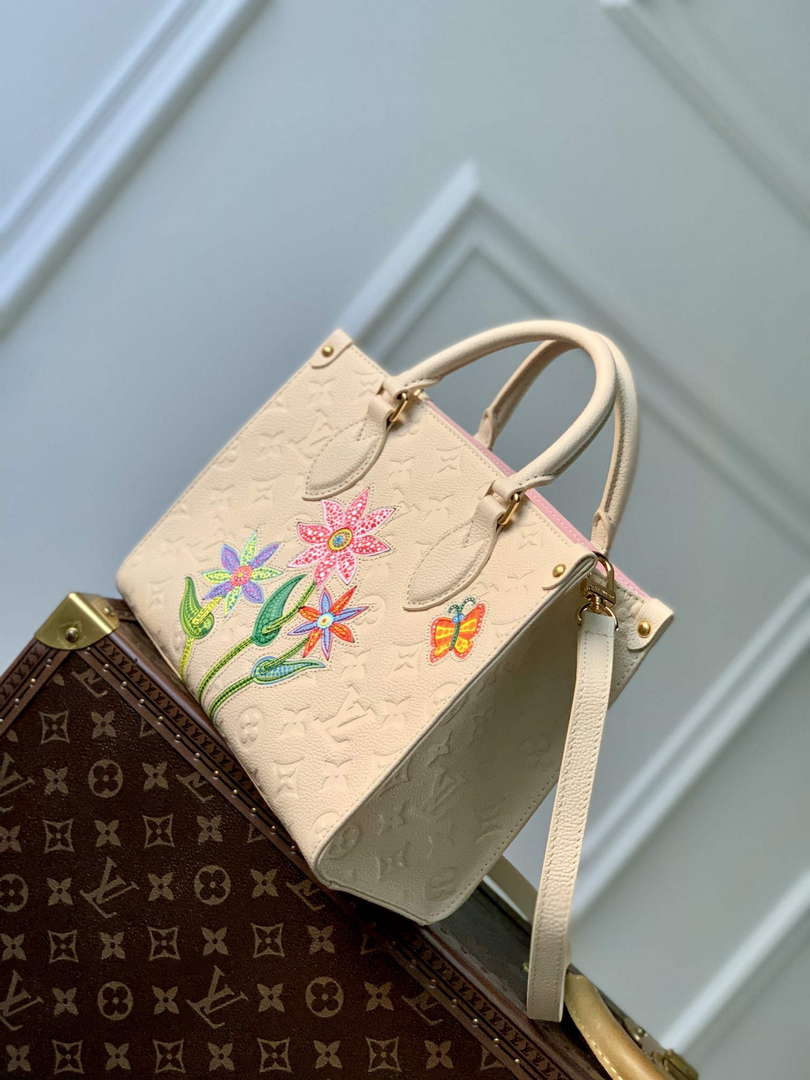 LV M21732 Louis Vuitton LV x YK OnTheGo PM Quartz - Default Title - View 3