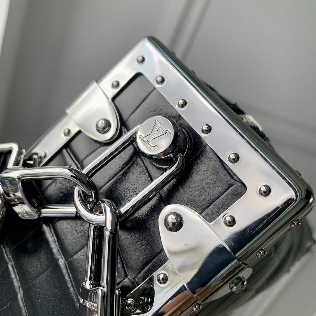 LV M21741 Louis Vuitton Side Trunk PM Bag Black Crocodile pattern - Default Title - View 6