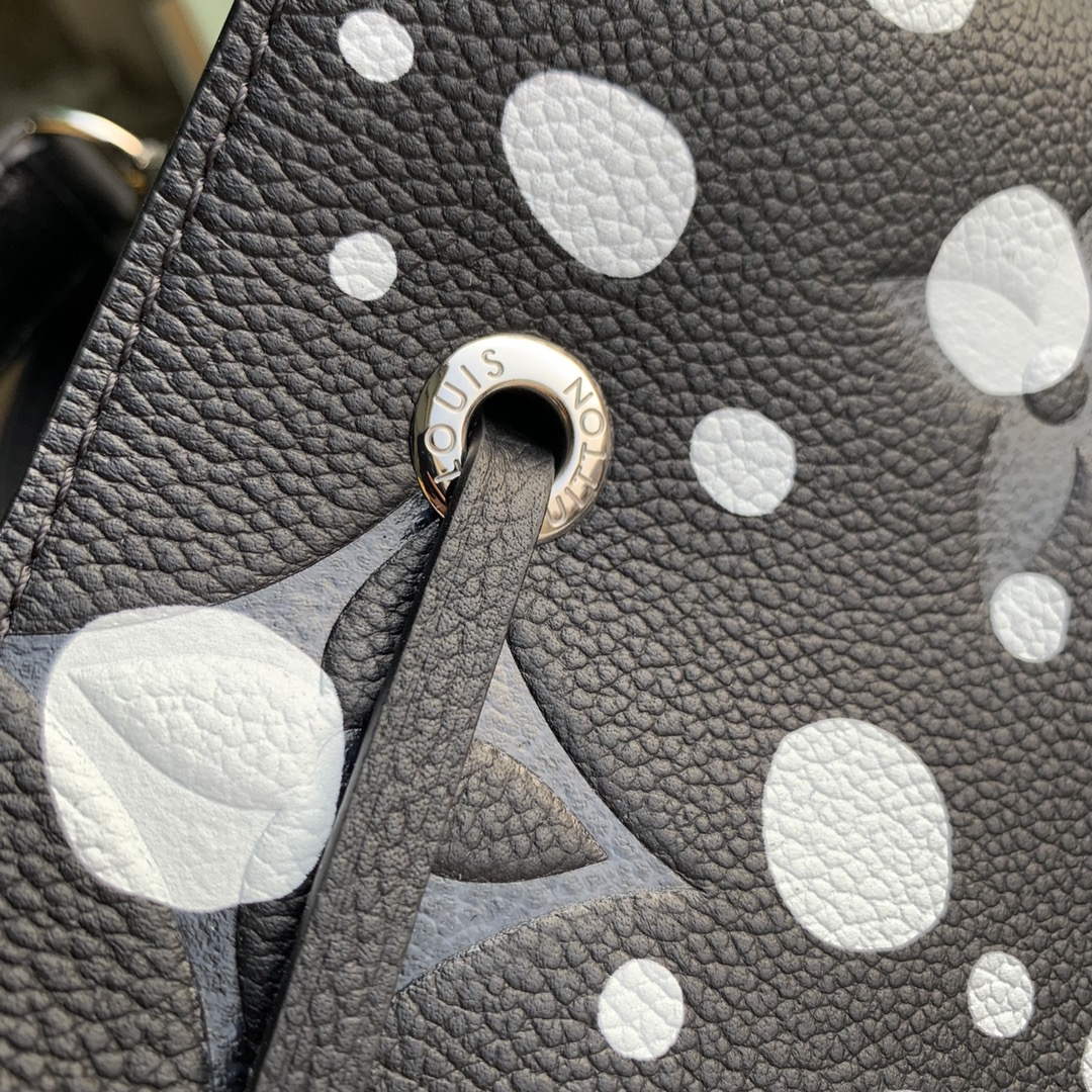 LV M21753 Louis Vuitton LV x YK N¨¦ono¨¦ MM Bag Black White - Default Title - View 6