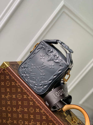 LV M21812 Louis Vuitton Cruiser Messenger Bag Dark Shadow Grey - Default Title - View 2