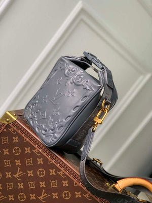 LV M21812 Louis Vuitton Cruiser Messenger Bag Dark Shadow Grey - Default Title - View 3