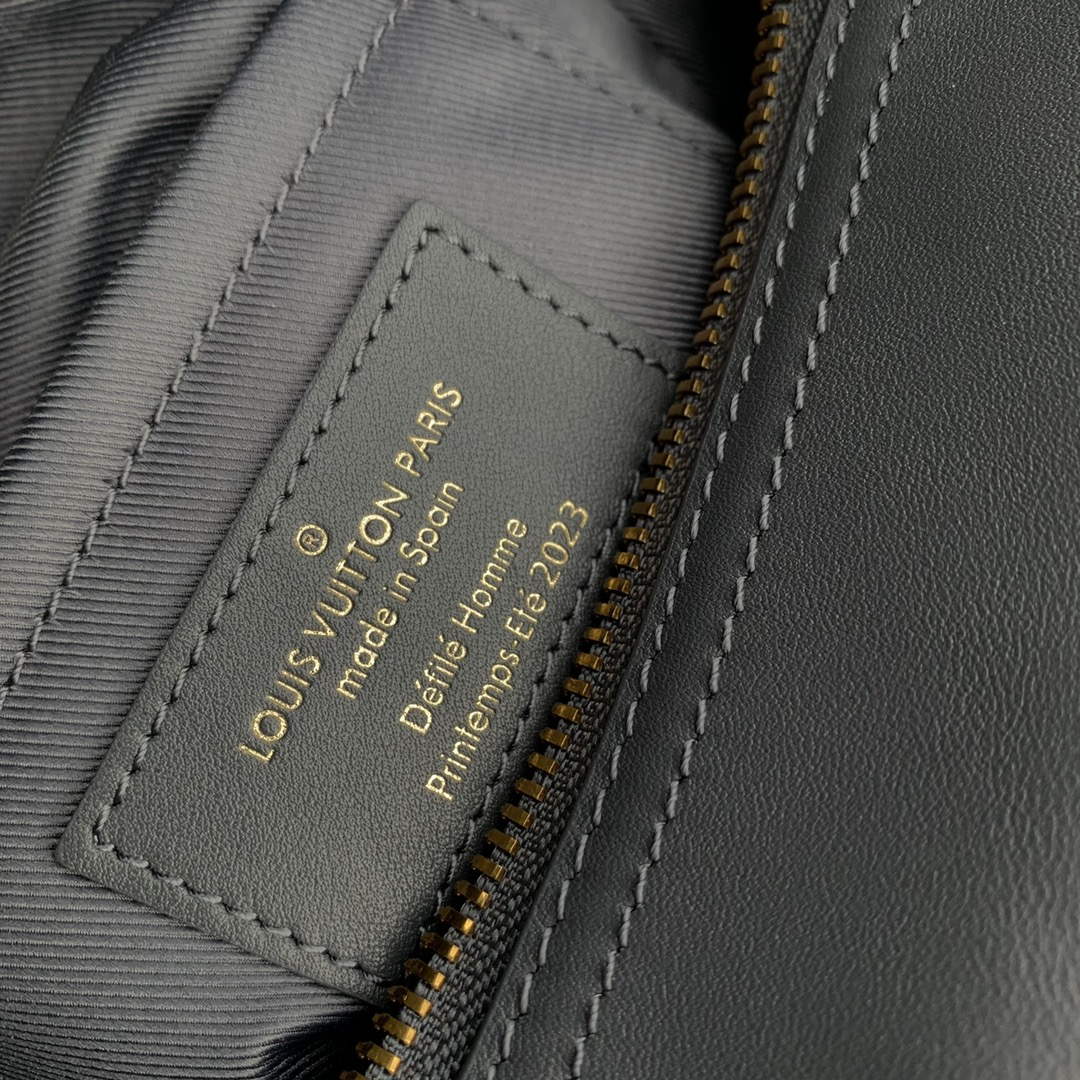 LV M21812 Louis Vuitton Cruiser Messenger Bag Dark Shadow Grey - Default Title - View 9