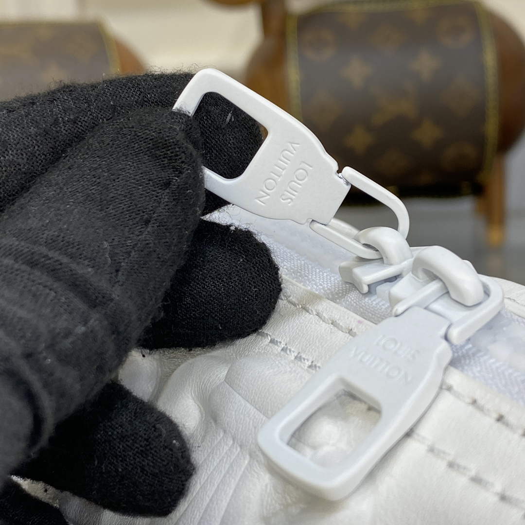 LV M21835 Louis Vuitton City Keepall Bag Optic White