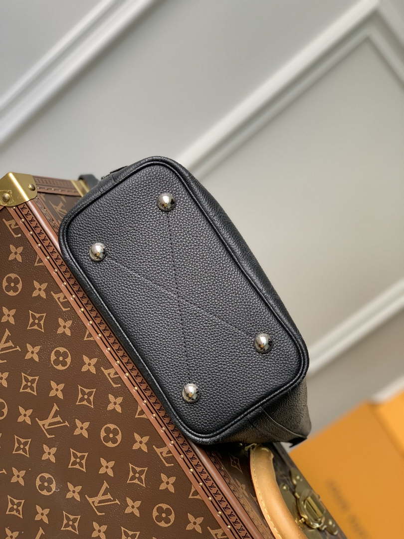 LV M21848 Louis Vuitton Blossom PM Mahina Tote Bag Black - Default Title - View 4