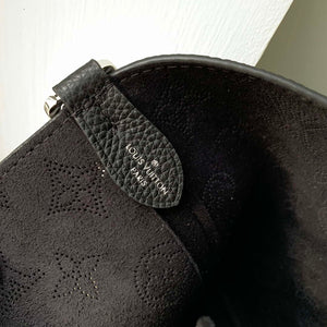 LV M21848 Louis Vuitton Blossom PM Mahina Tote Bag Black - Default Title - View 9