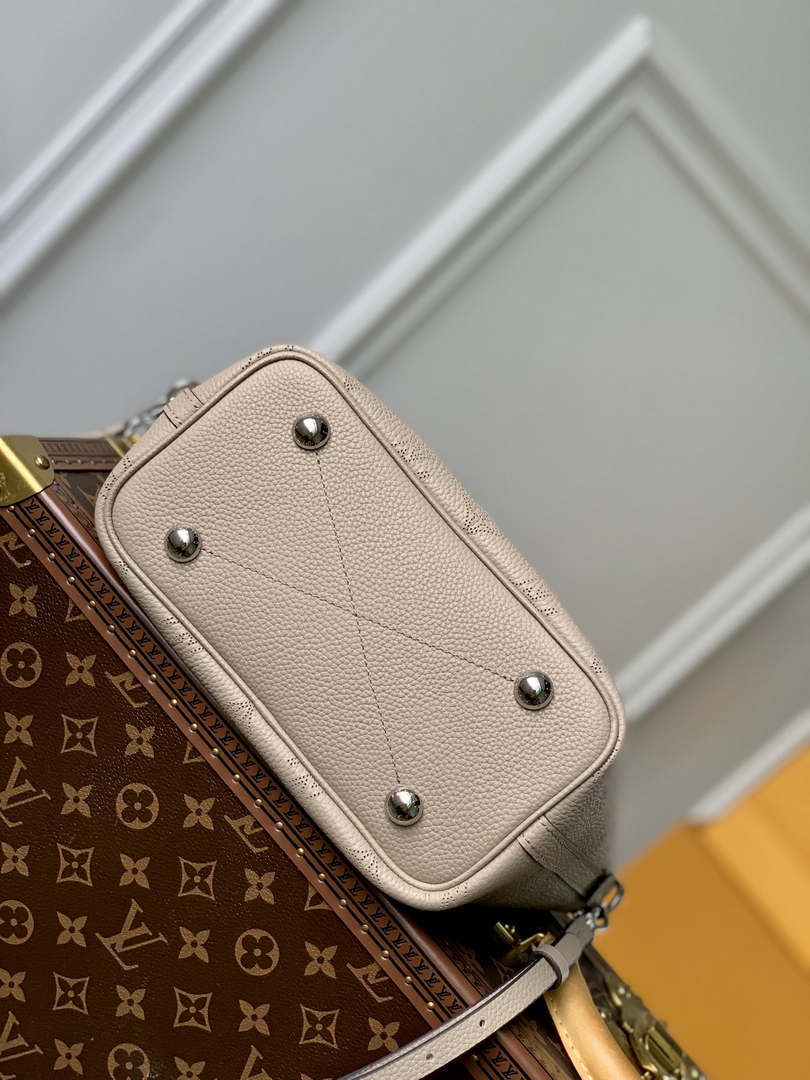 LV M21849 Louis Vuitton Blossom PM Mahina Tote Bag Galet - Default Title - View 4