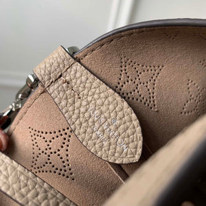 LV M21849 Louis Vuitton Blossom PM Mahina Tote Bag Galet - Default Title - View 9