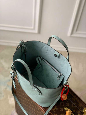 LV M21849 Louis Vuitton Blossom PM Tote Bag Mahina leather Sky blue - Default Title - View 9